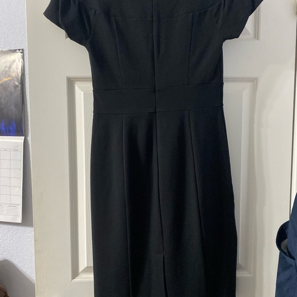 Banana Republic size 6 little black dress - Picture 3 of 9